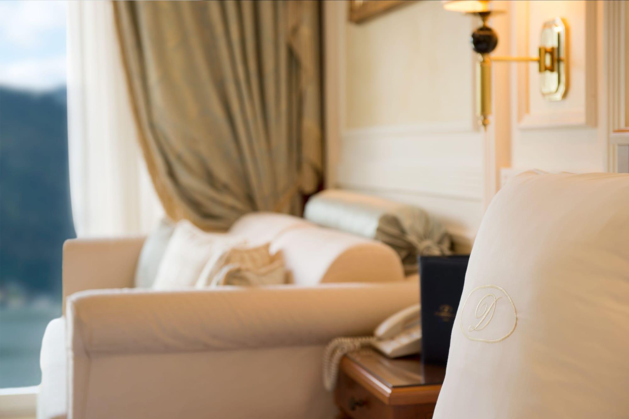 Swiss Diamond Hotel & Spa Morcote Esterno foto A room at the hotel